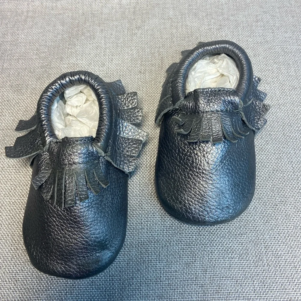 Teeny Toes Leather Silver Moccasin Size 3W Toddler